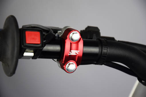 Scar Universal Rotating bar clamp - Red - Handskydd - D156063 - 1