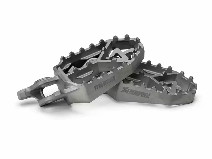 Akrapovic Adventure Footpeg Set (Titanium) Honda CRF1100L Africa Twin 2025 - Fotpinnar - D520823 - 1