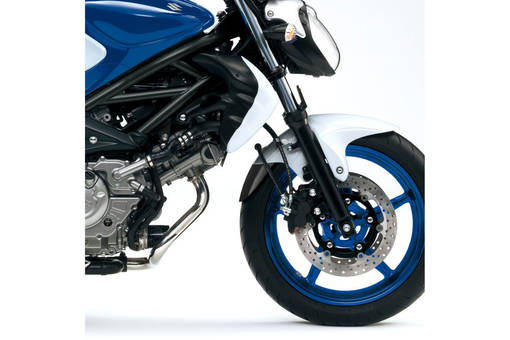 Puig Fenda Extenda Suzuki Gladius C/Black - Stänk- & kedjeskydd - D186874 - 1